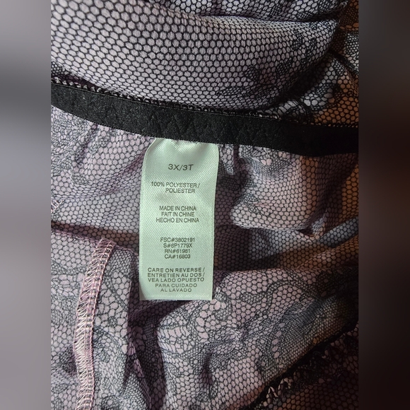 Elegant Lace Skirt Set in Gray and Pink - Picture 10 of 11